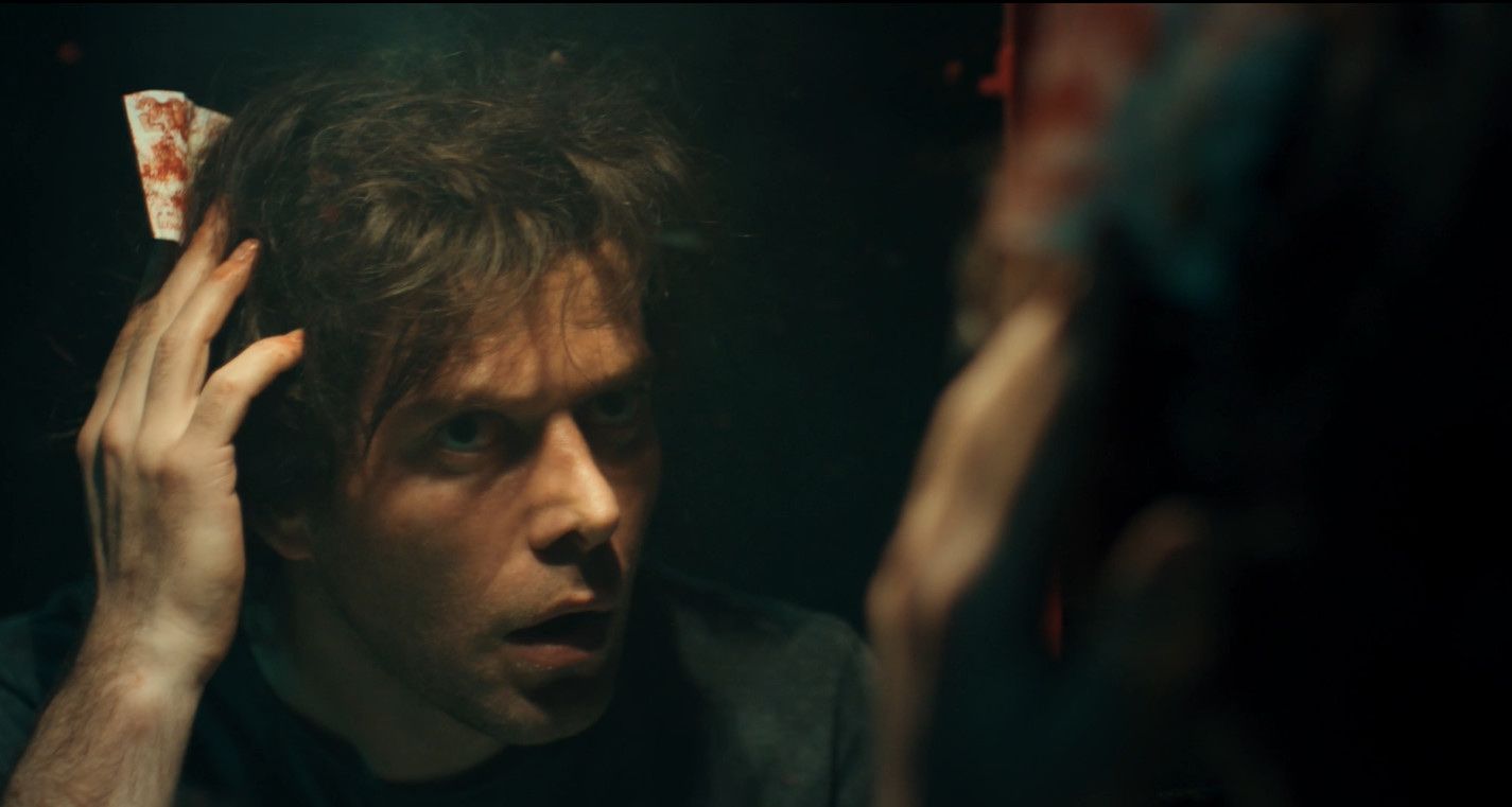 Fraktal: Para Adam filminden bir kare